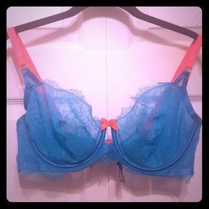 Victoria's Secret Very Sexy Unlined Demi Bra, 38D